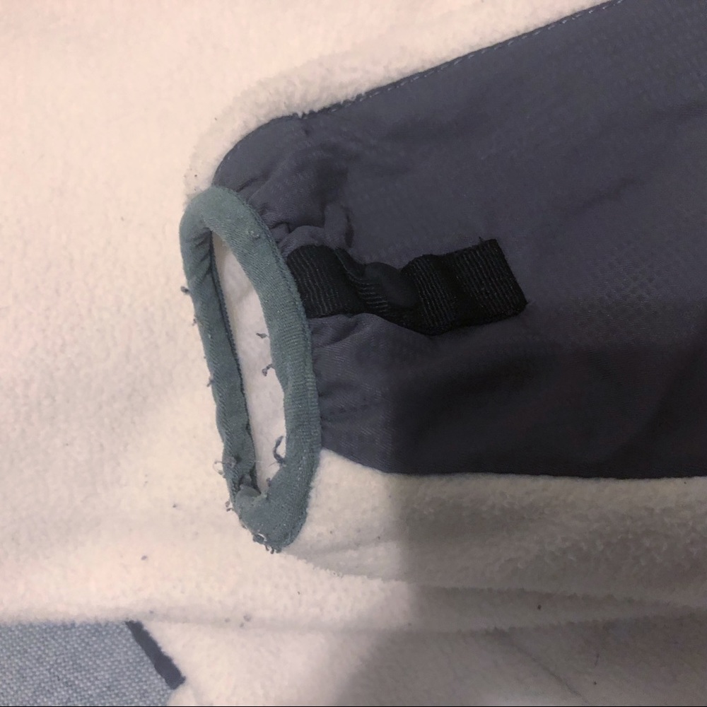 North Face Zip Jacket - Picture 5 of 6